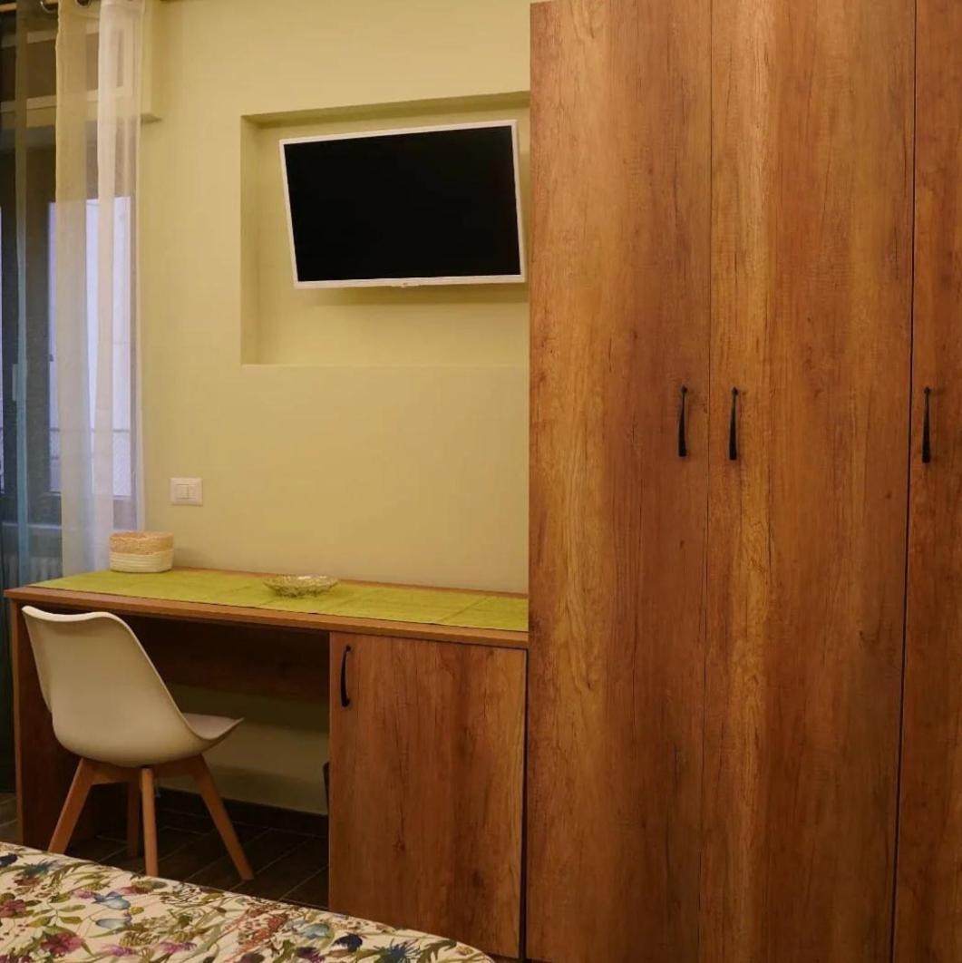 L'Oasi Di Venere Bed And Breakfast Caserta Esterno foto